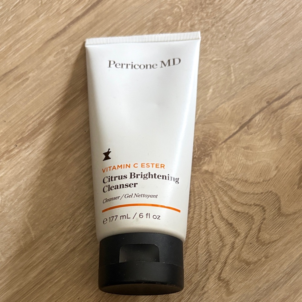 Perricone MD Citrus Brightening Cleanser Brand New